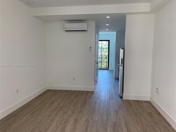 4100 SW 64th Ave 212, Davie FL 33314