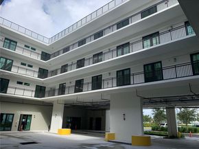 4100 SW 64th Ave 212, Davie FL 33314