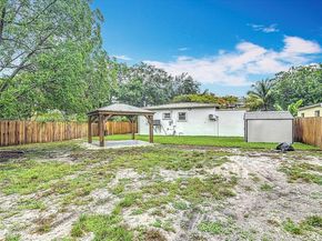 1535 NW 124th St, North Miami FL 33167
