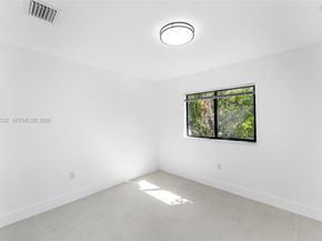 1568 NW 68th St, Miami FL 33147