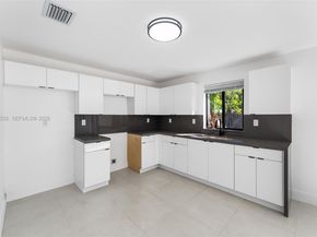 1568 NW 68th St, Miami FL 33147