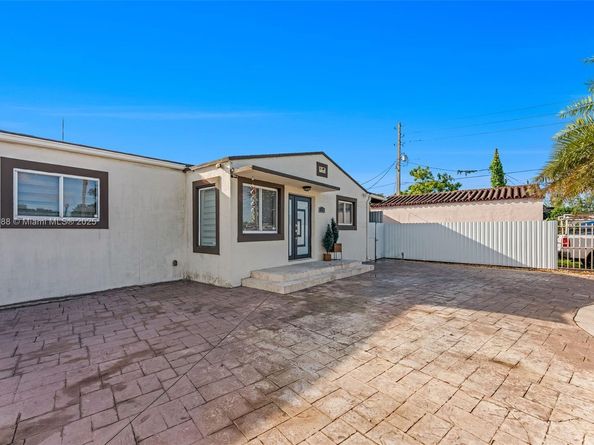 1116 Superior St, Opa-Locka FL 33054