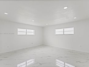 988 NW 10th St, Hallandale Beach FL 33009