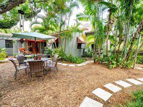 492 NE 55th St, Miami FL 33137