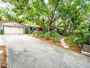 492 NE 55th St, Miami FL 33137