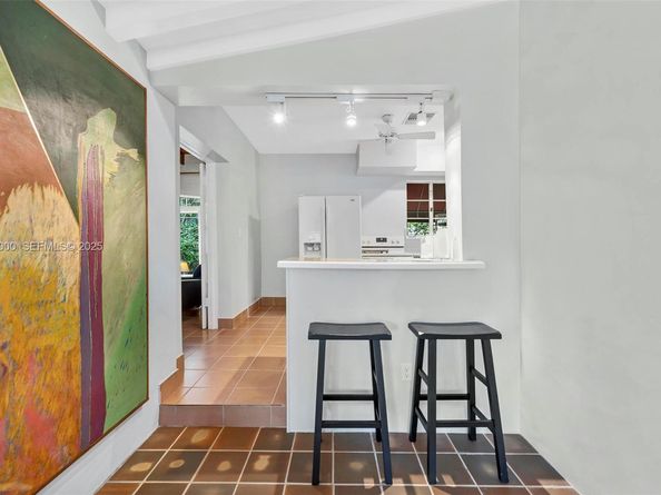 492 NE 55th St, Miami FL 33137