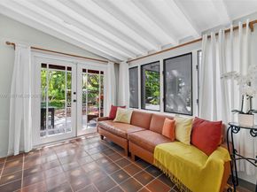 492 NE 55th St, Miami FL 33137