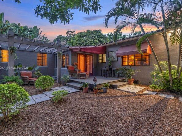 492 NE 55th St, Miami FL 33137