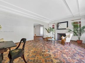 492 NE 55th St, Miami FL 33137