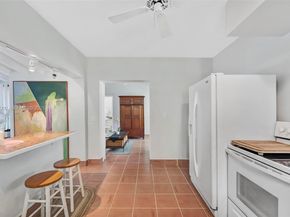 492 NE 55th St, Miami FL 33137