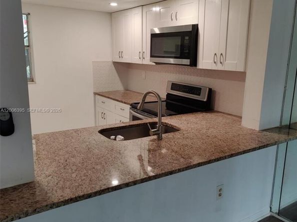 1810 N Lauderdale Ave 2204, North Lauderdale FL 33068