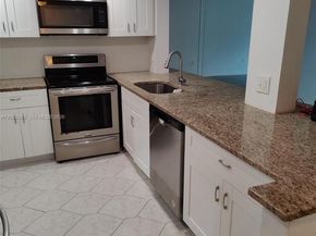 1810 N Lauderdale Ave 2204, North Lauderdale FL 33068