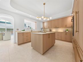 178 NE 45th St, Miami FL 33137