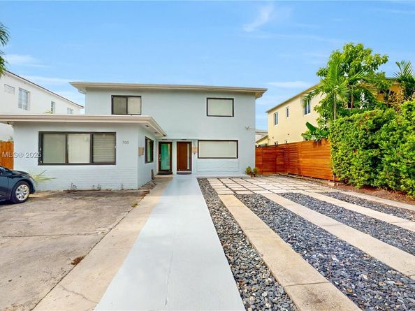 702 86th St, Miami Beach FL 33141