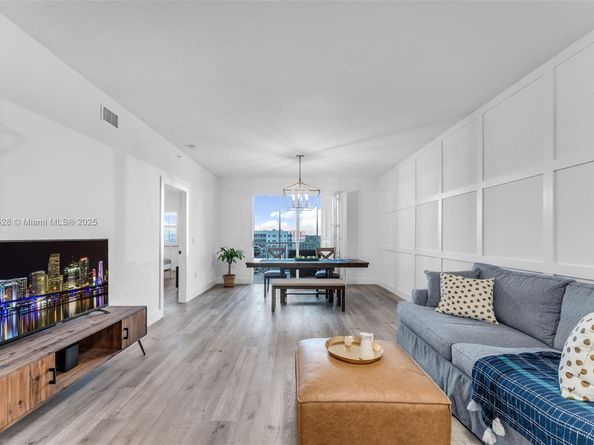 10730 NW 66th St 505, Doral FL 33178