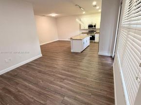 723 NE 193rd St, Miami FL 33179