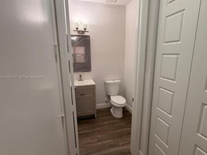 723 NE 193rd St, Miami FL 33179