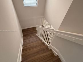 723 NE 193rd St, Miami FL 33179