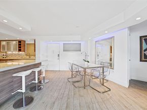 1881 Washington Ave 5H, Miami Beach FL 33139