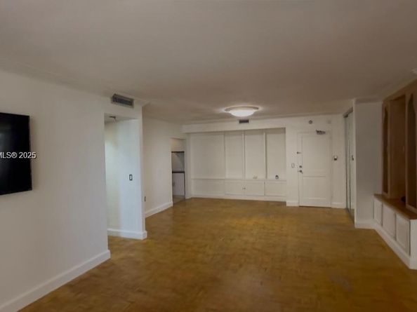10185 Collins Ave 915, Bal Harbour FL 33154