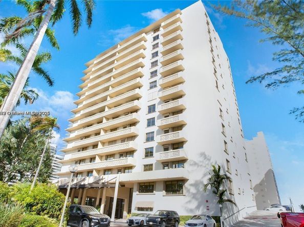 10185 Collins Ave 915, Bal Harbour FL 33154
