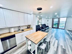 13499 Biscayne Blvd PH1705, North Miami FL 33181