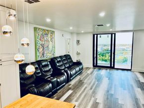13499 Biscayne Blvd PH1705, North Miami FL 33181