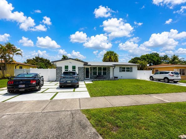 4241 SW 21ST Street, Fort Lauderdale FL 33317