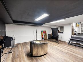 3927 NE 171st St C, North Miami Beach FL 33160