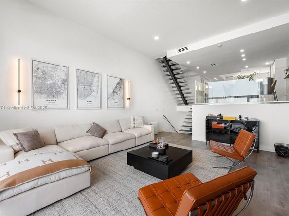 3927 NE 171st St C, North Miami Beach FL 33160