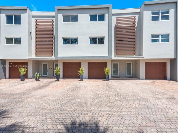 3927 NE 171st St C, North Miami Beach FL 33160