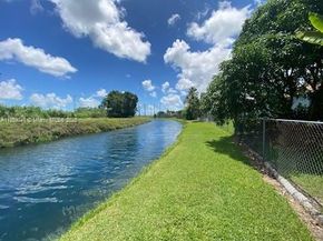25931 SW 130th Ave, Homestead FL 33032