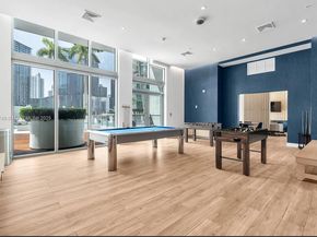 90 SW 3rd St 2703, Miami FL 33130