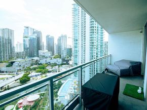 90 SW 3rd St 2703, Miami FL 33130