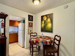 16919 N Bay Rd 117, Sunny Isles Beach FL 33160