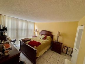 16919 N Bay Rd 117, Sunny Isles Beach FL 33160
