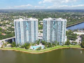 2641 N Flamingo Rd 307N, Sunrise FL 33323