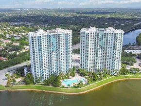 2641 N Flamingo Rd 307N, Sunrise FL 33323