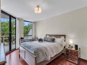 3640 Yacht Club Dr 203, Aventura FL 33180