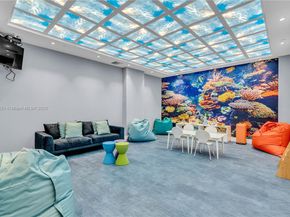 3640 Yacht Club Dr 203, Aventura FL 33180