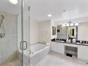 3640 Yacht Club Dr 203, Aventura FL 33180
