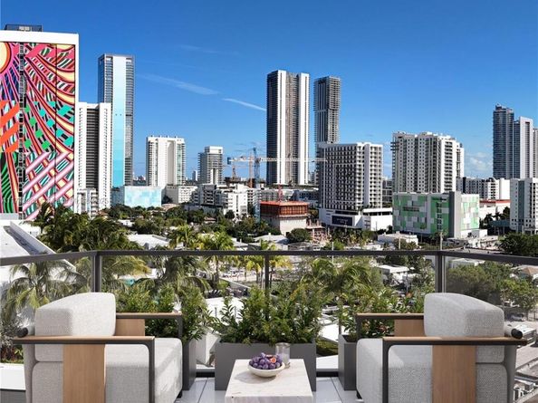 94 NE 29th St 602, Miami FL 33137