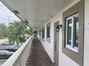 840 Pine Dr 204, Pompano Beach FL 33060