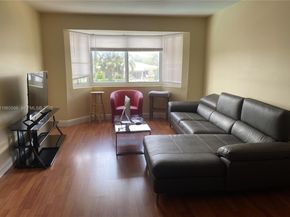 840 Pine Dr 204, Pompano Beach FL 33060