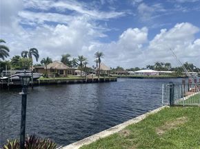 840 Pine Dr 204, Pompano Beach FL 33060