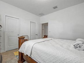 445 NE 4th St, Florida City FL 33034