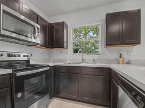 445 NE 4th St, Florida City FL 33034