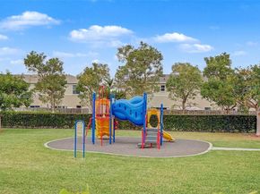 445 NE 4th St, Florida City FL 33034