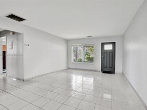 2209 N 15th Ave, Hollywood FL 33020