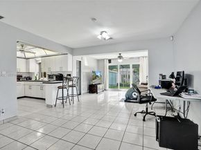 2209 N 15th Ave, Hollywood FL 33020